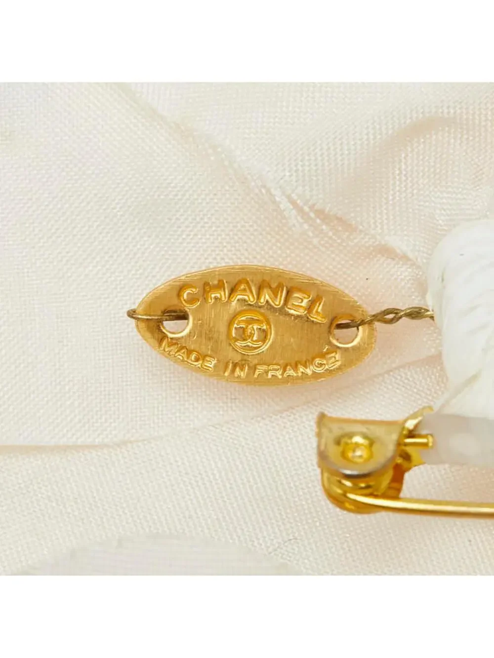 Chanel Vintage Camellia Brooch Ivory #299619C36B